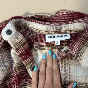 Steve Madden flannel jacket! Never worn, size small